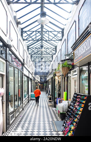 Innenraum der Royal Arcade, Wigan, Greater Manchester, England, Vereinigtes Königreich Stockfoto