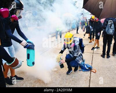 Hongkong, China. 29 Sep, 2019. Zehntausende Demonstranten besuchen eine unbefugte Antitotalitarismus März, die in Hongkong Ausschreitungen zwischen der Polizei und Demonstranten. Credit: Gonzales Foto/Alamy leben Nachrichten Stockfoto