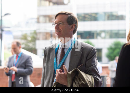 Manchester, Großbritannien. 30. September 2019. Dominic Grieve QC MP für Beaconsfield, auf dem Parteitag der Konservativen in Manchester Central Convention Complex, Manchester am Montag, den 30. September 2019 (Quelle: P Scaasi | MI Nachrichten) Credit: MI Nachrichten & Sport/Alamy leben Nachrichten Stockfoto