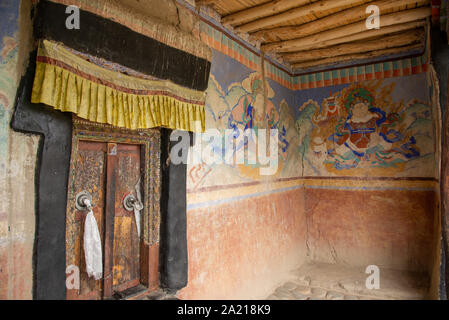 Wandbilder in Thiksey Kloster in Ladakh, Indien Stockfoto