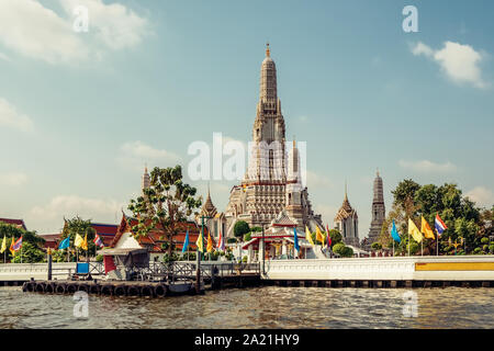 Wat Arun buddhistischen Tempel in Bangkok, Thailand Stockfoto