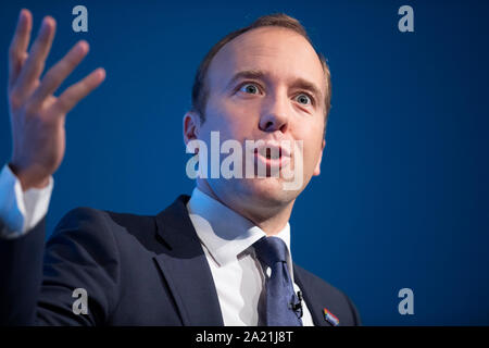 Manchester, Großbritannien. 30 Sep, 2019. Matt Hancock, der Staatssekretär für Gesundheit und Soziales und MP für West Suffolk spricht am Tag zwei der Parteitag der Konservativen in Manchester. Quelle: Russell Hart/Alamy leben Nachrichten Stockfoto