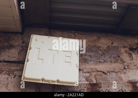 Outdoor Richtantenne für den Empfang und die Verstärkung von 4G, LTE-Signal Stockfoto