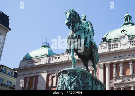 Das Denkmal Fürst Mihailo Obrenovic, in den wichtigsten Platz der Republik in Belgrad, Serbien. Stockfoto