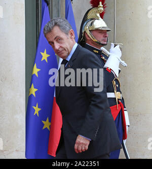 Der ehemalige französische Präsident Nicolas Sarkozy trifft im Elysee Palast in Paris am Montag, September 30, 2019. Sarkozy besuchte ein Mittagessen, das von der französische Präsident Emmanuel Längestrich hosted folgenden eine Gedenkfeier zu Ehren des ehemaligen französischen Präsidenten Jacques Chirac, der am 26. September im Alter von 86 Jahren gestorben. Foto von David Silpa/UPI Stockfoto