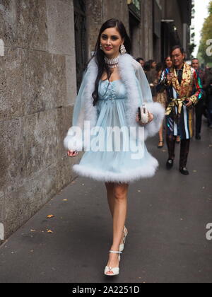 ILAN, Italien: 22. September 2019: Fashion Blogger street style Outfit nach Dolce&Gabbana fashion show in Mailand auf der Modewoche Frühjahr/Sommer Stockfoto