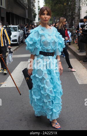 ILAN, Italien: 22. September 2019: Fashion Blogger street style Outfit nach Dolce&Gabbana fashion show in Mailand auf der Modewoche Frühjahr/Sommer Stockfoto