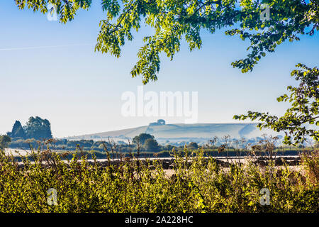 Der Blick Richtung Liddington Hill in der Nähe von Swindon, Wiltshire auf einem frühen Herbstmorgen. Stockfoto