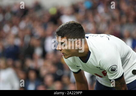 Erik Lamela von Tottenham Hotspur beim Premier League Spiel zwischen den Tottenham Hotspur und Southampton an der Tottenham Hotspur Stadion, London am Samstag, den 28. September 2019. (Foto: Simon Newbury | MI Nachrichten & Sport Ltd) © MI Nachrichten & Sport Ltd Tel.: +44 7752 571576 e-mail: markf@mediaimage.co.uk Adresse: 1 Victoria Grove, Stockton on Tees, TS 19 7 EL Stockfoto