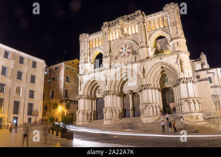 Cuenca, Spanien - 24 August, 2019 - Nacht Blick auf die Kathedrale von Cuenca Stockfoto