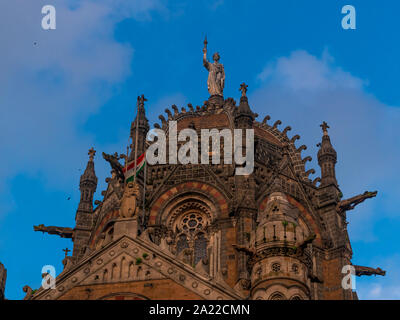 Bahnhof Chhatrapati Shivaji Terminus (CSTM), ist ein historischer Bahnhof und ein UNESCO-Weltkulturerbe in Mumbai, Maharashtra, Indien Stockfoto