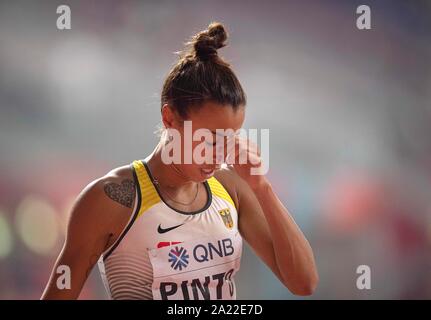 Doha, Katar. 30 Sep, 2019. Tatjana PINTO (Deutschland) enttäuscht von Frauen Halbfinale 100m, 29.09.2019 Leichtathletik WM 2019 in Doha/Katar, vom 27.09. - 10.10.2019. | Verwendung weltweit Stockfoto