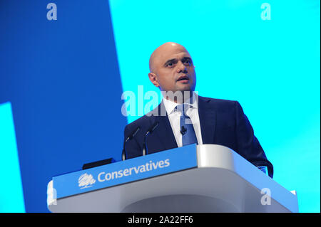 Manchester, England. 30 September, 2019 Sajid Javid, Schatzkanzler, liefert seine Rede auf der Konferenz, am zweiten Tag der Parteitag der Konservativen Partei in der Manchester Central Convention Complex. Kevin Hayes/Alamy leben Nachrichten Stockfoto