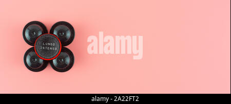 Espresso Kapsel für Espressomaschine Kaffeemaschine. Stockfoto