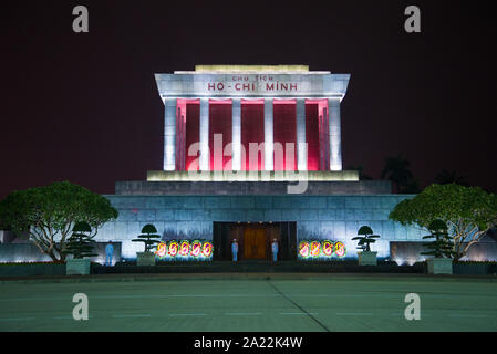 HANOI, VIETNAM - 09 Januar, 2016: Ho Chi Minh Mausoleum auf Ba Dinh Square Stockfoto