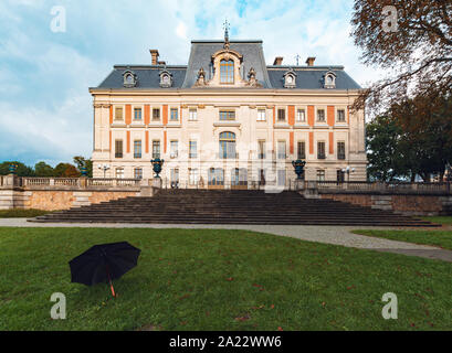 Der Palast im Zentrum von Pszczyna Stockfoto