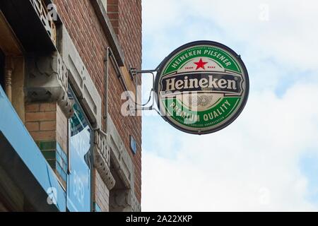 Starobrno Bier Pub anmelden Stockfoto