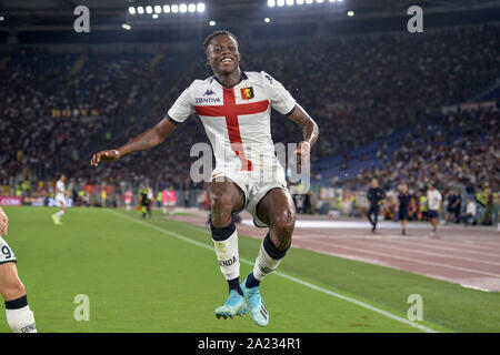 Christian Kouame Genua feiert, nachdem er ein Ziel. Roma 25-08-2019 Stadio Olimpico Fußball Serie A 2019/2020 AS Roma - Genoa Foto Antonietta B Stockfoto