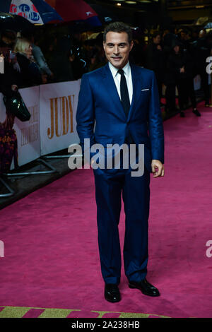 London, Großbritannien. 30. Sep 2019. Rufus Sewell arrivers am Judy - London Premiere im Curzon Mayfair, 38 Curzon Street, am 30. September 2019, London, Vereinigtes Königreich Quelle: Bild-/Alamy leben Nachrichten Stockfoto