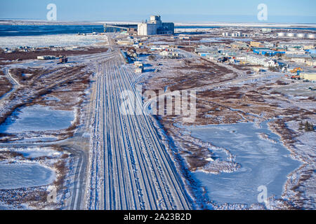 Stadt Churchill aus der Luft im frühen Winter, Churchill, Manitoba, Kanada Stockfoto