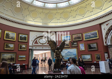 Runde Galerie, Erzengel Luzifer, Birmingham Museum & Art Gallery, Chamberlain Square, Birmingham, West Midlands, Midlands, England, UK, GB, Großbritannien, Europa Stockfoto