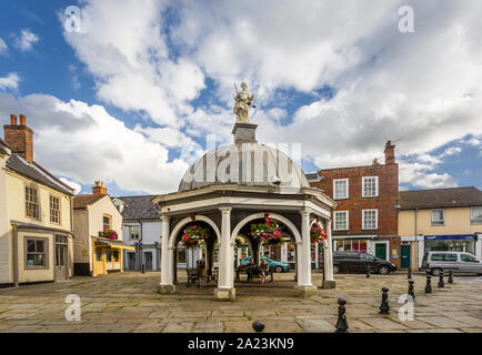 Markt und die Butter Kreuz, Bungay, Suffolk, Großbritannien. Stockfoto