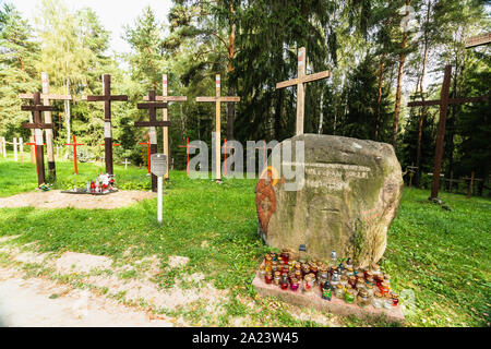 Kurapaty, Minsk/Belarus - September 15, 2019 Kurapaty Wald Massaker. Gedenkstätte für die Opfer der stalinistischen Ära Repressionen in Kurapaty, Minsk Stockfoto