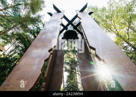 Kurapaty, Minsk/Belarus - September 15, 2019 Kurapaty Wald Massaker. Gedenkstätte für die Opfer der stalinistischen Ära Repressionen in Kurapaty, Minsk Stockfoto