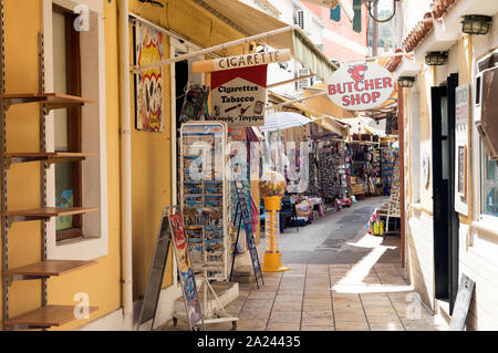 Geschäfte in Gaios Stadt Paxos Griechische Inseln Griechenland Stockfoto