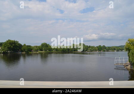 Sommer in New York: Überquerung der Hudson River Upstate Stockfoto