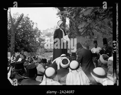 Palästina Unruhen 1936. Moslemische d.h. Muslimische Scheich Adressierung großen Arabischen Versammlung in Abu Ghosh Stockfoto