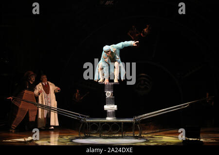 Sydney, Australien. 1. Oktober 2019. Cirque du Soleil Produktion KURIOS - Kabinett der Kuriositäten im Entertainment Viertel, Moore Park, Credit: Richard Milnes/Alamy leben Nachrichten Stockfoto