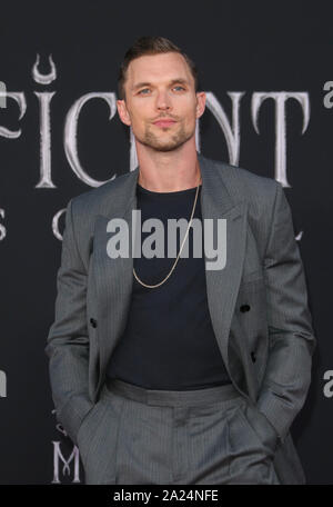 September 30, 2019, Hollywood, CA, USA: 30. September 2019 - Hollywood, Kalifornien - Ed Skrein. Weltpremiere von Disney's â € oeMaleficent: Herrin des Bösen'' im El Capitan Theatre statt. Photo Credit: FSadou/AdMedia (Credit Bild: © F Sadou/AdMedia über ZUMA Draht) Stockfoto