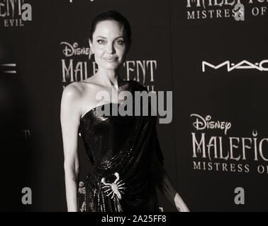 Los Angeles, USA. 30 September, 2019. Angelina Jolie besucht die Weltpremiere von Disney's "aleficent: Herrin des Bösen' bei El Capitan Theatre am 30. September 2019 in Los Angeles, Kalifornien Quelle: Tsuni/USA/Alamy leben Nachrichten Stockfoto