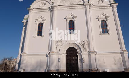 Äußere des St. Nikolaus Marine Kathedrale Eine große barocke Orthodoxe Kathedrale im westlichen Teil des Zentrums von Sankt Petersburg. Stockfoto
