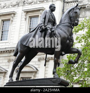 Earl Haig Memorial, Whitehall, London. Feldmarschall Douglas Haig, 1st Earl Haig, (1861 - 1928). Während des Ersten Weltkrieges wurde er der British Expeditionary Force (BEF) an der Westfront von Ende 1915 befohlen bis zum Ende des Krieges. Stockfoto