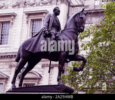 Earl Haig Memorial, Whitehall, London. Feldmarschall Douglas Haig, 1st Earl Haig, (1861 - 1928). Während des Ersten Weltkrieges wurde er der British Expeditionary Force (BEF) an der Westfront von Ende 1915 befohlen bis zum Ende des Krieges. Stockfoto