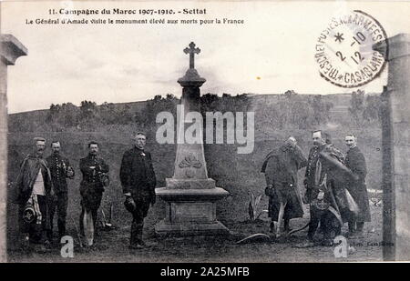 Albert Gérard Leo d'Amade (1856-1941) französischer General visits einen Krieg Grab in Marokko 1912 Stockfoto