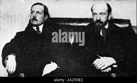 Foto: Jose Martinez Ruiz mit Pio Baroja. Jose Augusto Trinidad Martinez Ruiz (1873-1967) ein spanischer Schriftsteller, Essayist und Literaturkritiker. Pio Baroja y Nessi (1872-1956), spanischer Schriftsteller Stockfoto