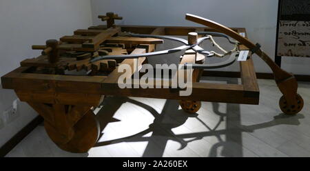 Modell für Selbstfahrende Warenkorb basierend auf einer Zeichnung von Leonardo da Vinci Stockfoto