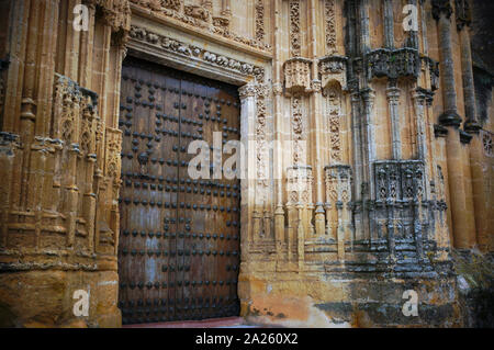 Kirche Tür in Arcos de la Frontera. Cadiz Spanien Stockfoto