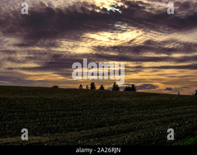 HDR: bewölkt Landschaft Stockfoto