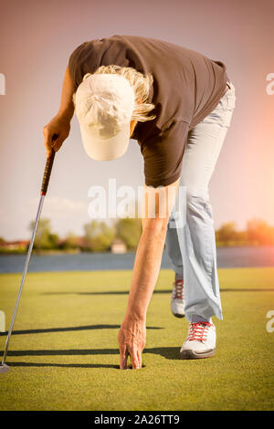 In der Nähe von Golf Player aufnehmen. Stockfoto