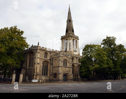 St Paul's Kirche, Bedford, eine Pfarrkirche in der katholischen Tradition der Kirche von England, im Herzen des belebten Marktes Stadt. Stockfoto