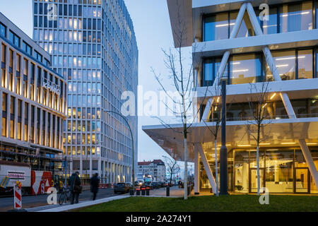 24.01.2018, Berlin, Berlin, Deutschland - Tour Total und 50 Hertz in der Europa-City in der Heidestraße in Berlin-Moabit. 00 P 180124 D 097 CAROEX.JPG [Modell R Stockfoto