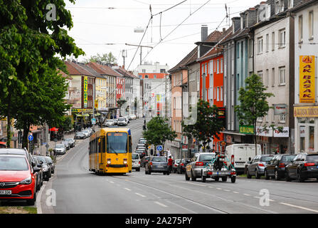 24.05.2019, Essen, Nordrhein-Westfalen, Deutschland - Altendorfer Stra§e in der Altendorf Bezirk gilt als sozialer Brennpunkt. 00 X 190524 D045 CAROEX. Stockfoto