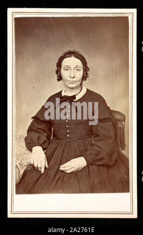 Porträt einer unbekannten Frau, Sitzen, Front/James G. Stacy, Foxcroft, Maine Stockfoto