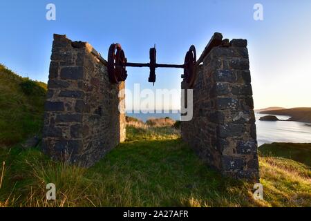 Die obere drumhouse und Winde an der Nant Gadwen Mangan Mine. Stockfoto