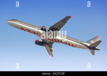 Tel Aviv, Israel - 24. Februar 2019: Royal Jordanian Airlines Airbus A321 Flugzeug am Flughafen Tel Aviv Ben Gurion (TLV) in Israel. | Verwendung weltweit Stockfoto