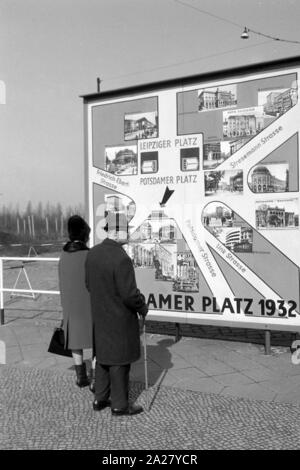 "Menschen am Potsdamer Platz in Berlin, Deutschland 1963. Menschen am Potsdamer Platz in Berlin, Deutschland 1963. Stockfoto